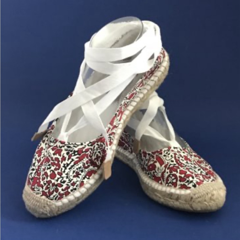 NIB Brooks Brothers Canvas White & Red Floral Ankle Strap Espadrilles - 9B